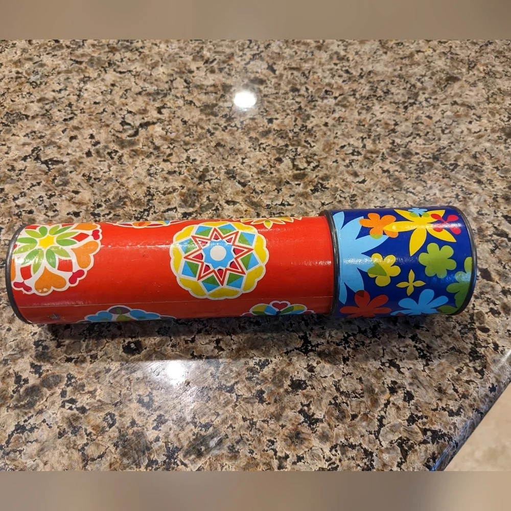 Vintage Cardboard Kaleidoscope | Flower Power | Steven Mfg Co. Hard To Find Toy
